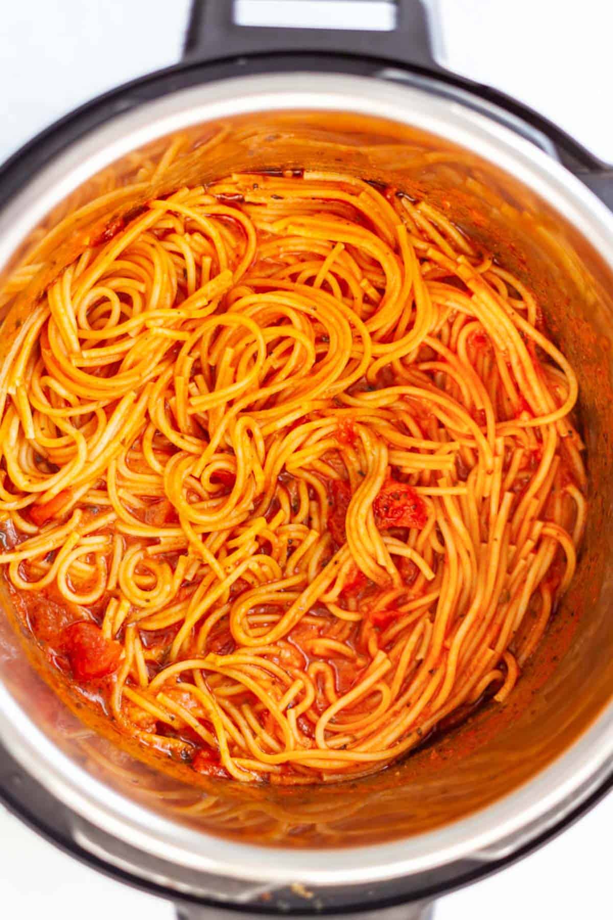 cooked spaghetti with marinara in an Instant Pot