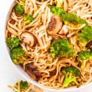 Rice noodles with Broccoli